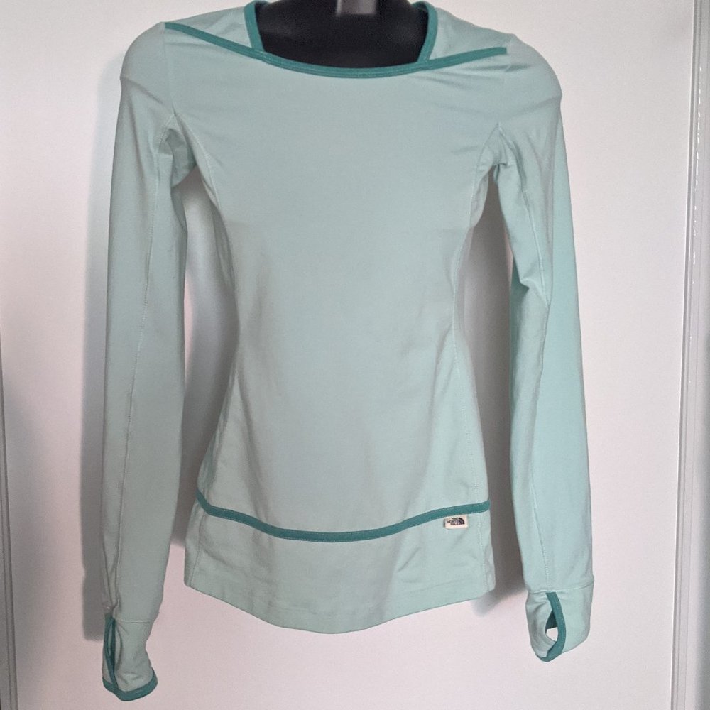 The north Face mint green soft long sleeve top